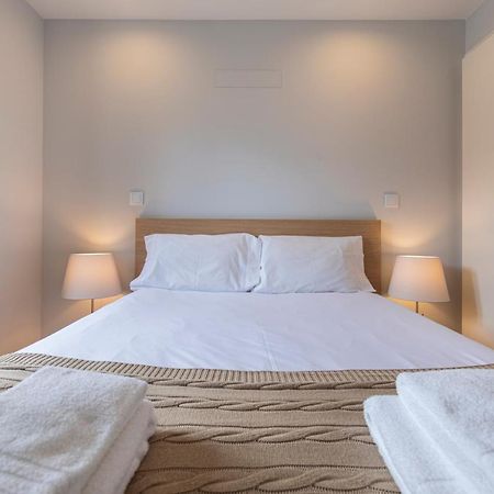 Graceful 2Bdr Duplex Apartment By Lovelystay Lisboa Exterior foto